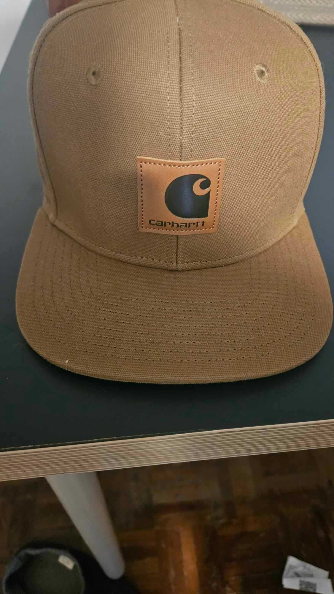 chapeu carhartt camel