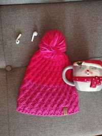 Różowa czapka zimowa z dzianiny damska Protest z pomponem