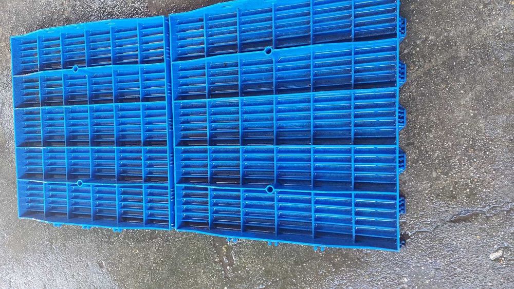 Ruszta plastikowe pełne pod porodówkę prosięta