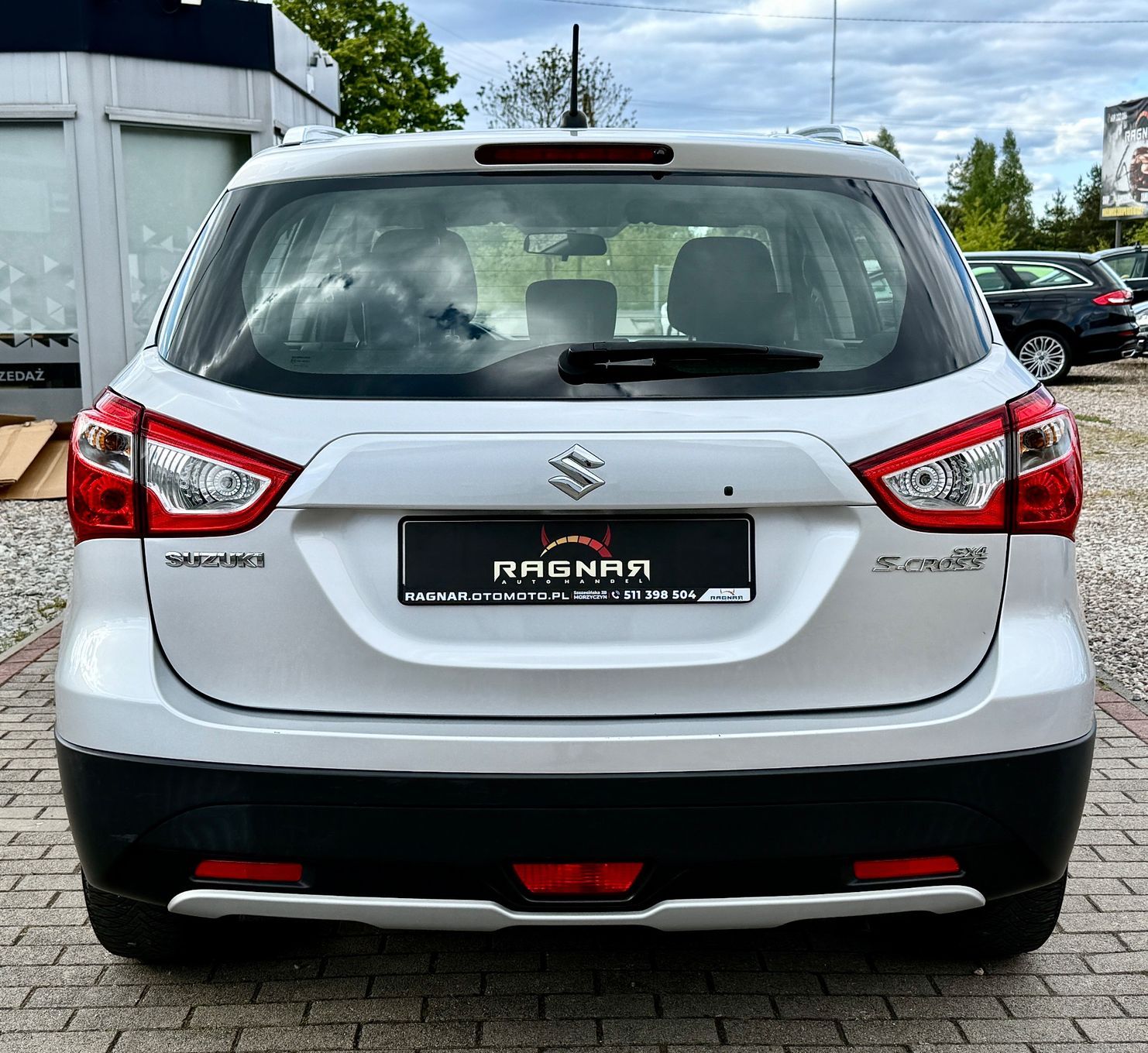 Suzuki SX4 S-Cross 1.6 Diesel BEZWYPADKOWY od 1 właśc KEY LESS GO grzane fotele alufelgi