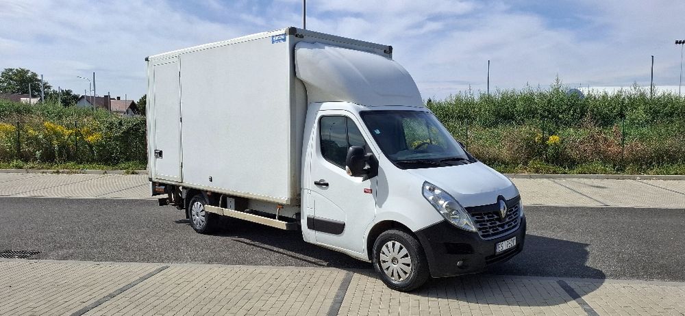 Renault Master kontener z windą 2017