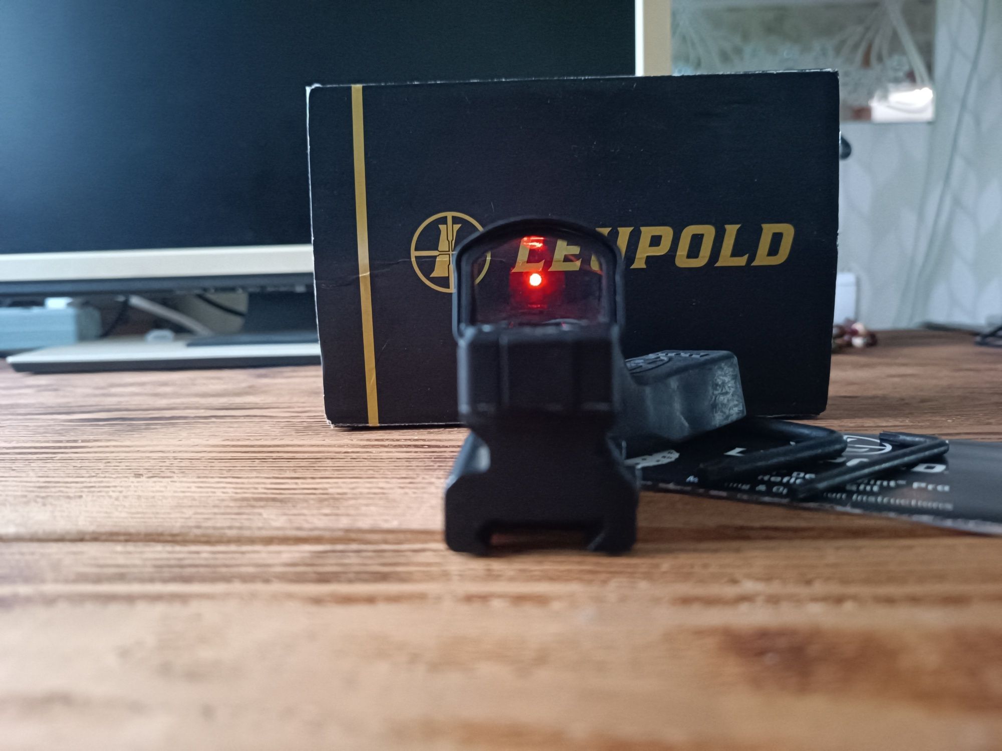 Коліматор / приціл Leupold Delta Point Pro