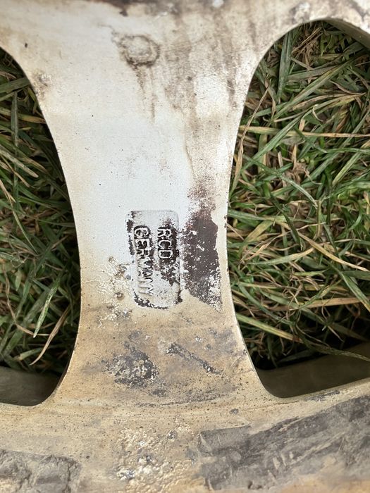 Диски з зимовими шинами