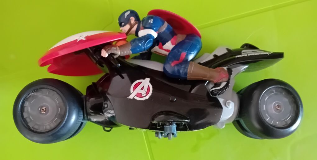 Moto Avengers Capitão América sem comando