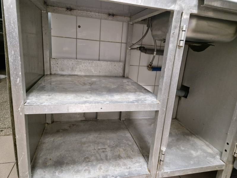 Zlew gastronomiczny dwukomorowy z ociekaczem