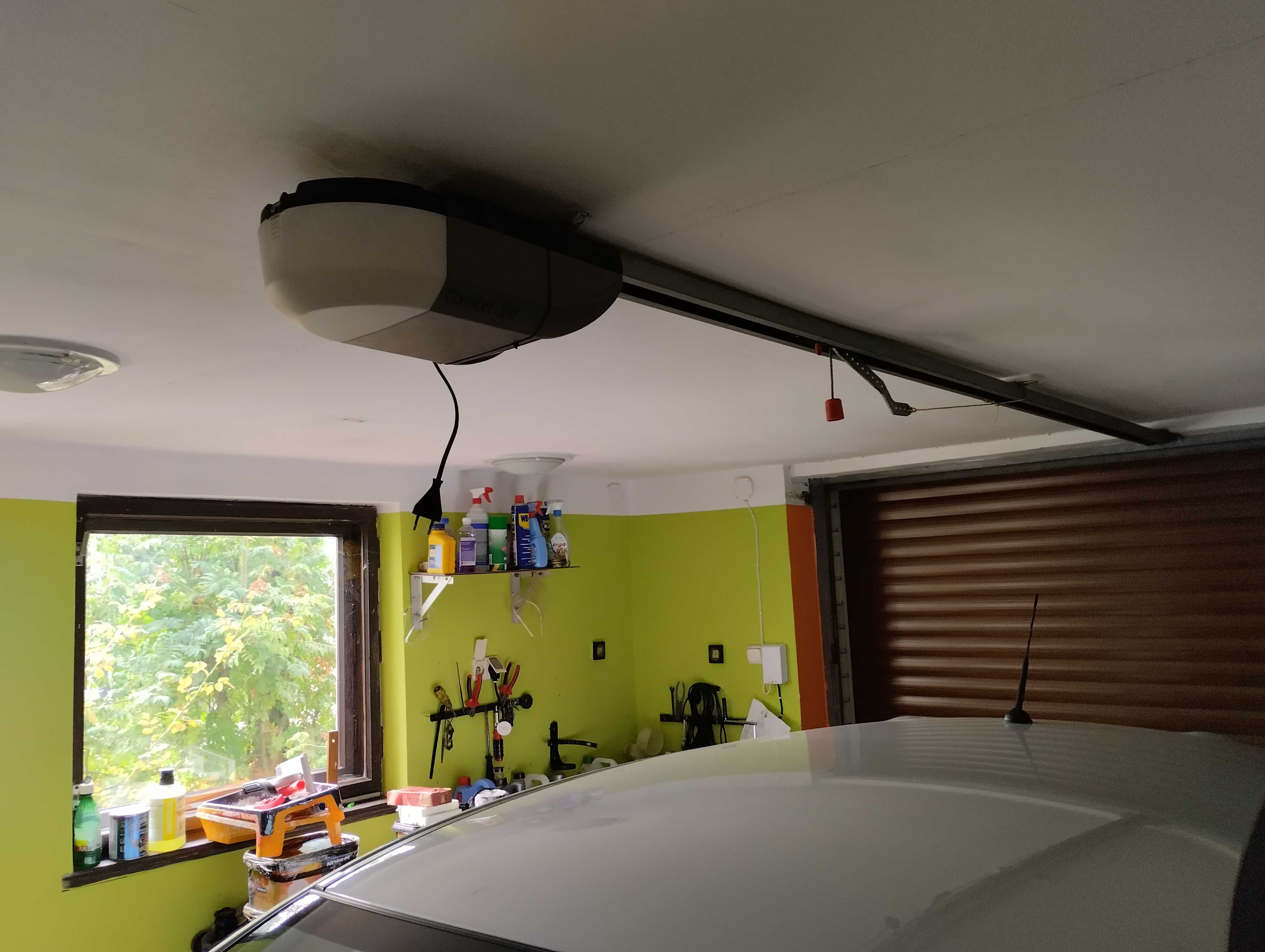 Napęd do bramy garażowej Marantec Comfort + przycisk klucz.