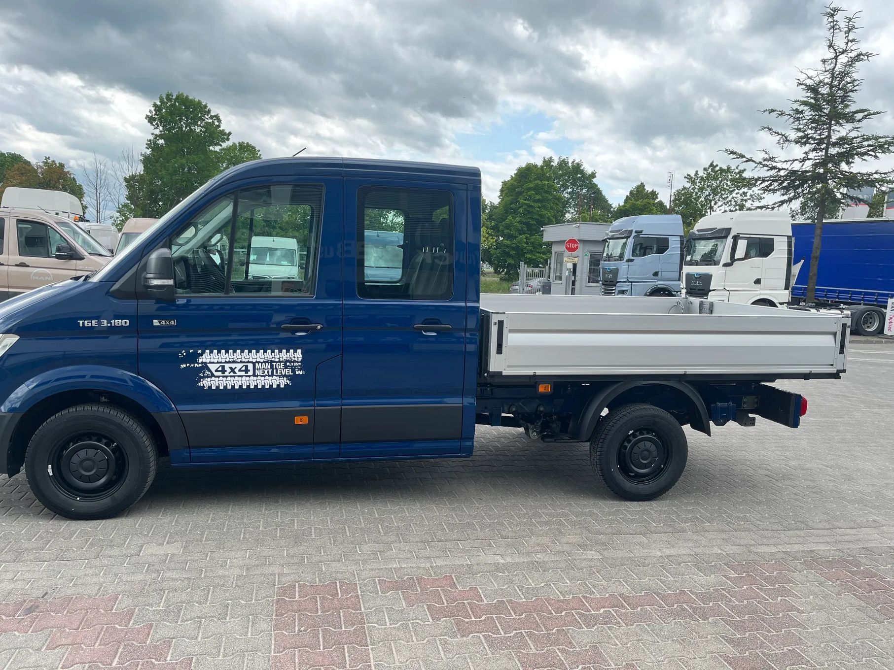 MAN TGE 3.180 4X4 SB  MAN TGE Next Level - dostępny od ręki
