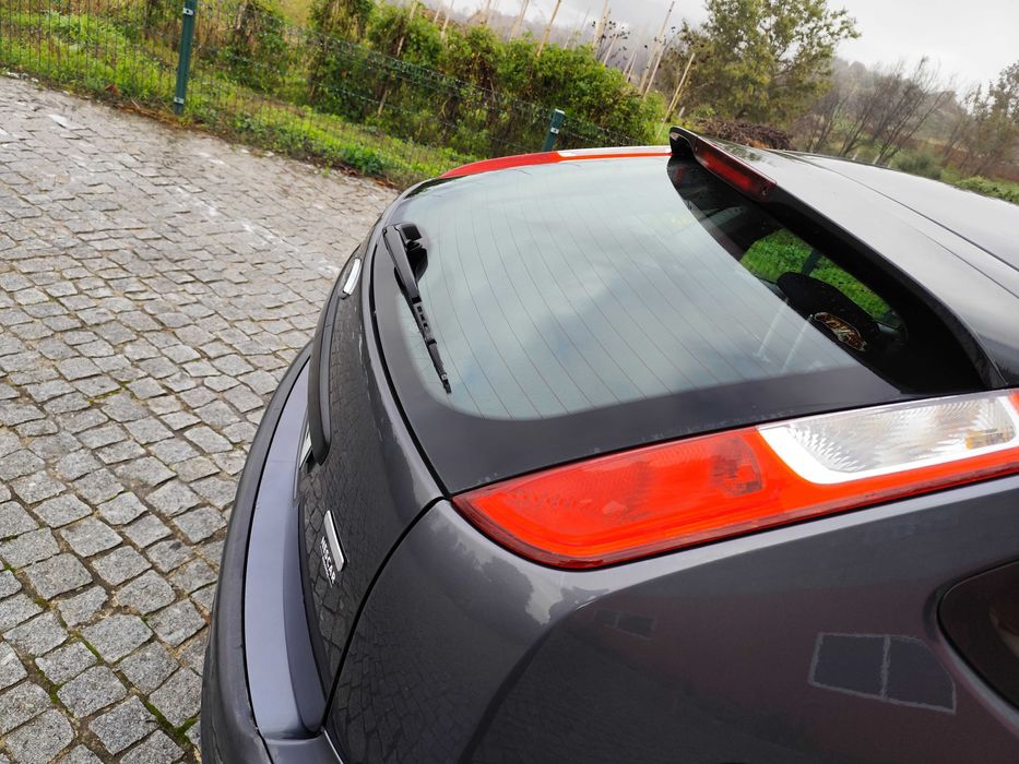 Ford Focus 1.6 (109cv)