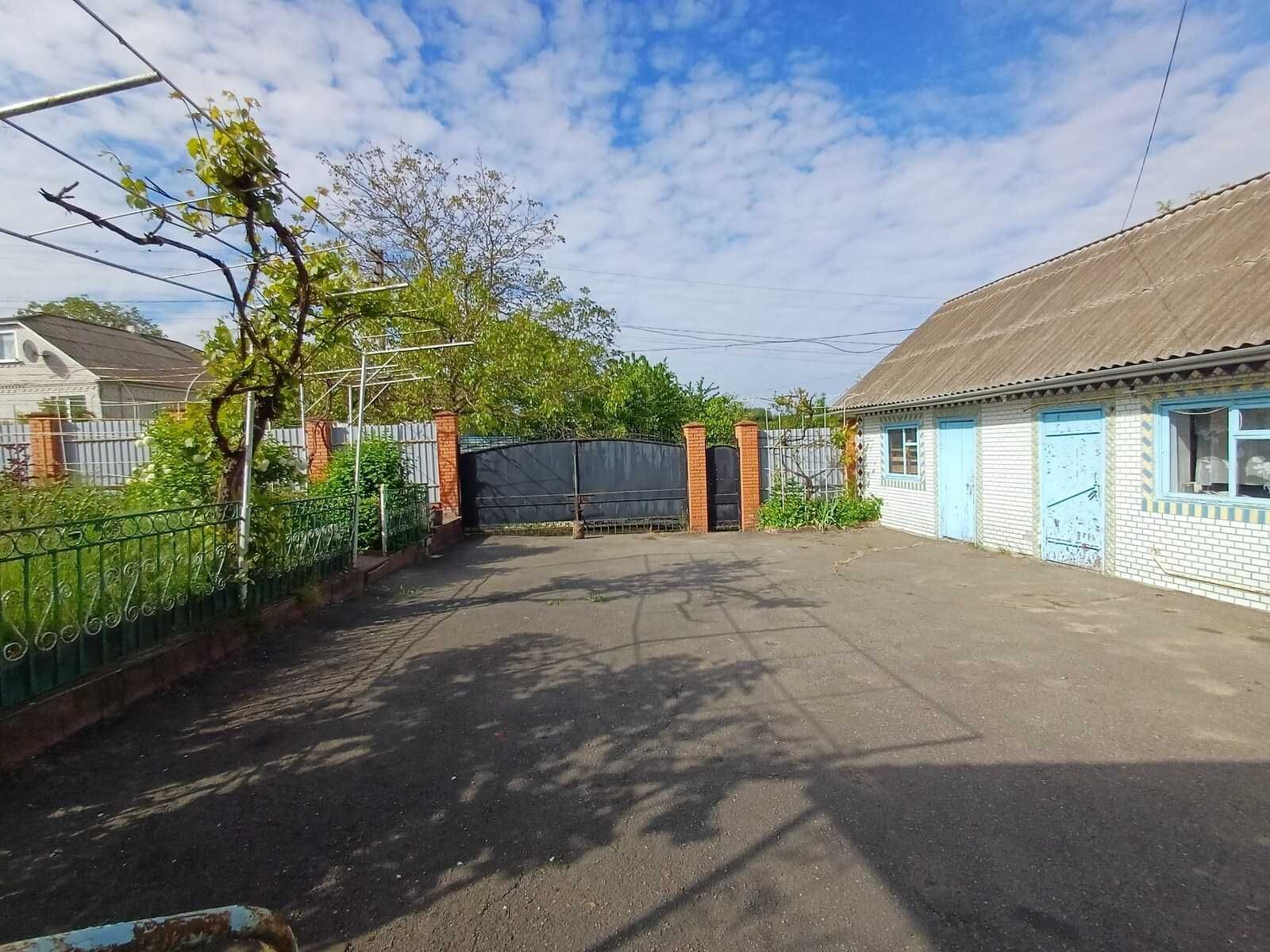 Продаж хазяйського будинку в селищі Томашпіль