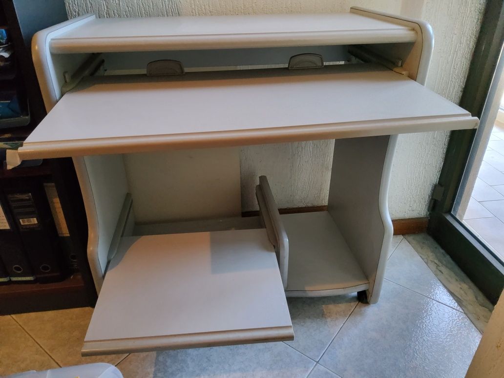 Mesa para compudador