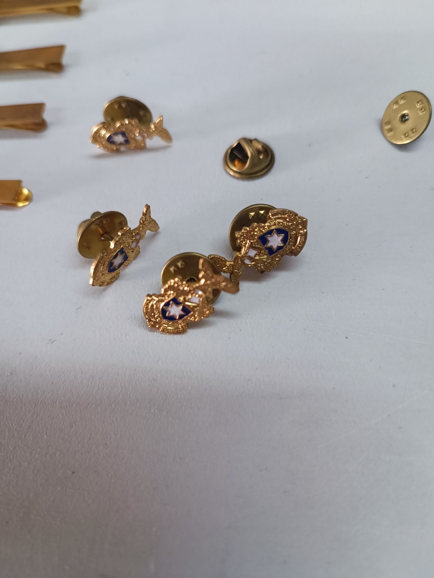 Pins inem policia e outros