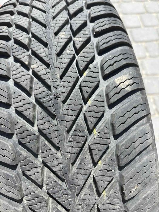 Колеса зимові Nokian 195/65/R25