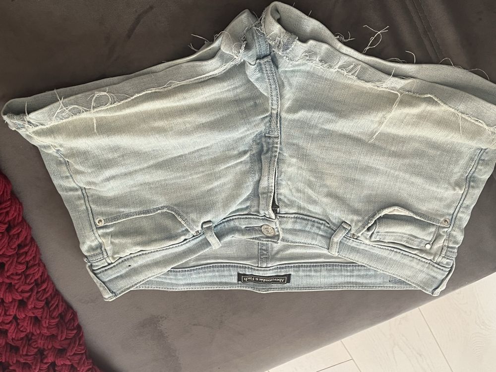 Szorty damskie Abercrombie&Fitch