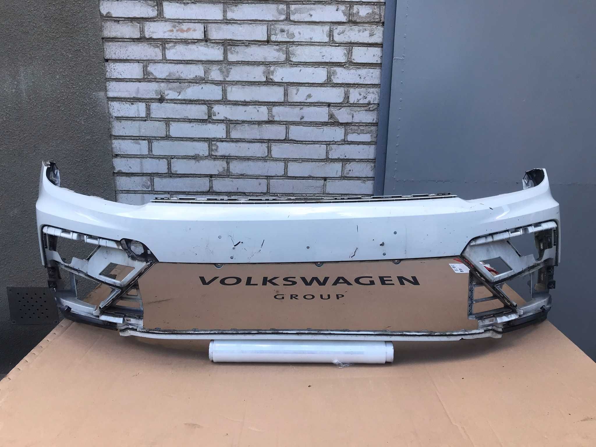 Tiguan 5na allspace бампер передній Rline