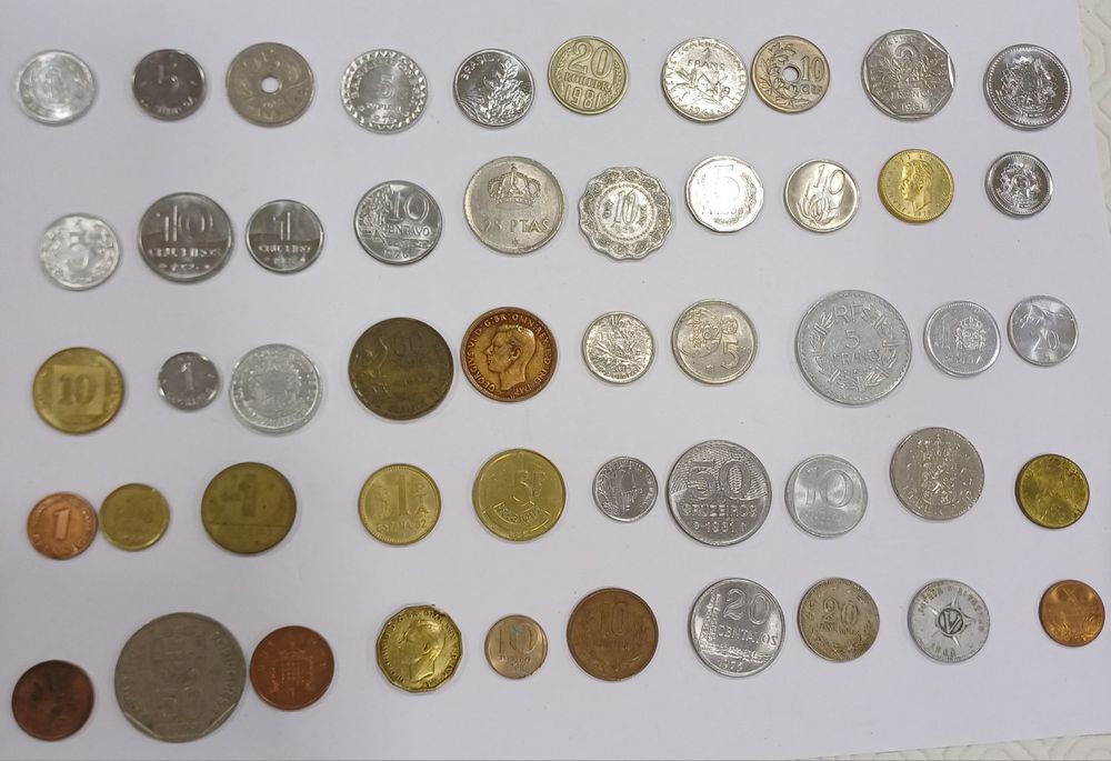 Lote 6 / Conjunto 6 de 50 Moedas diferentes
