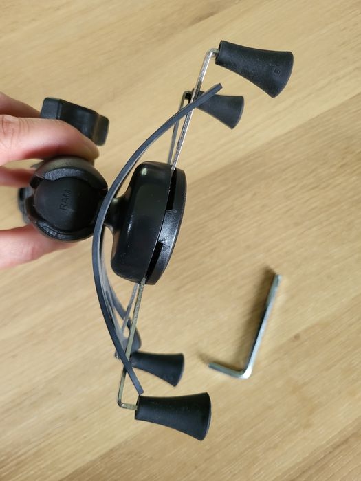 Uchwyt na telefon RAM MOUNT X-GRIP kompletny. Na motor skuter quad