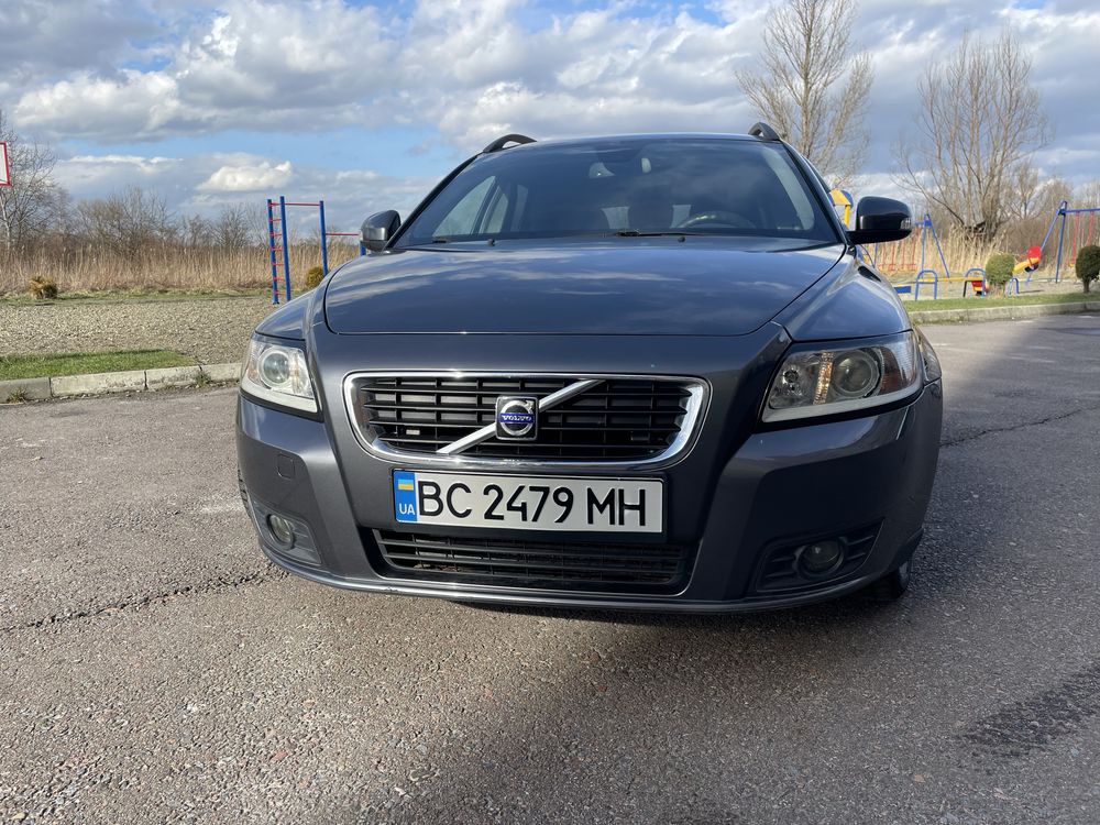 Volvo V50 2010р