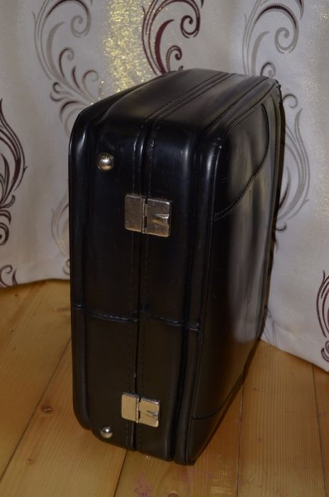 Чемодан винтажный валіза вінтажна