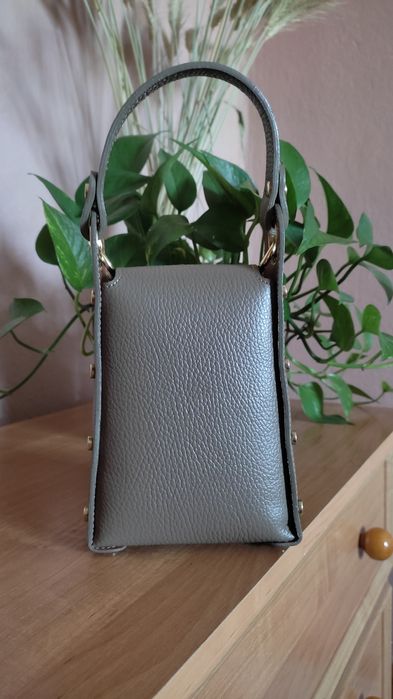 Маленька сумочка-клатч мокко