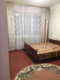 Оренда окремої кімнати в трикімнатній квартирі в Дубово