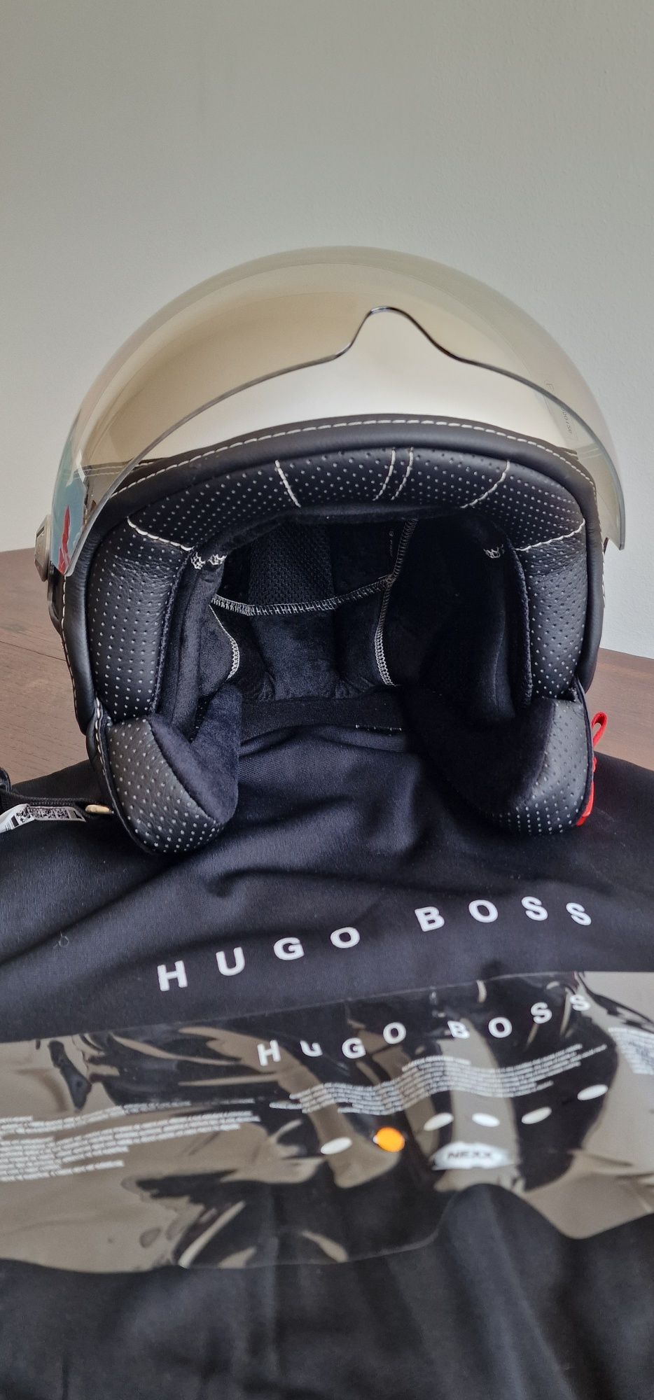 Capacete Hugo Boss Tam S NOVO