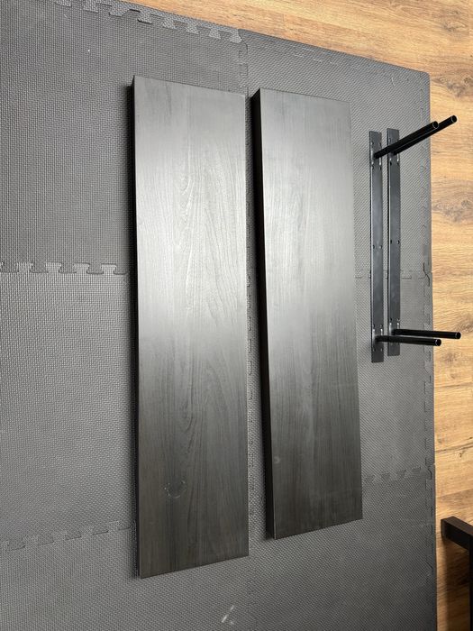 Dwie półki marki Ikea z mocowaniem