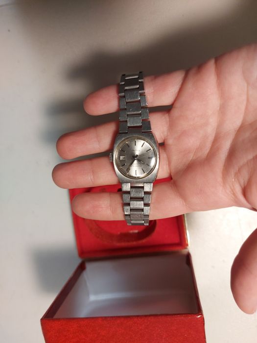 Szwajcarski zegarek Certina automatic Maydair nakręcany 6058 Stainless