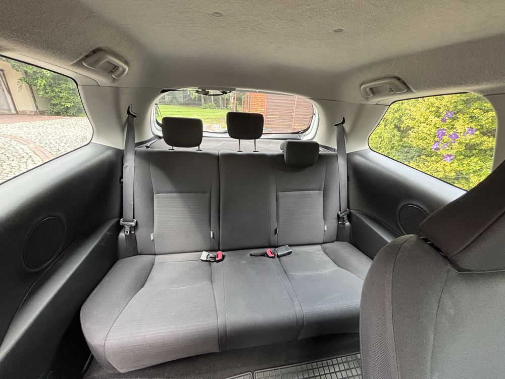 Toyota Yaris 2016