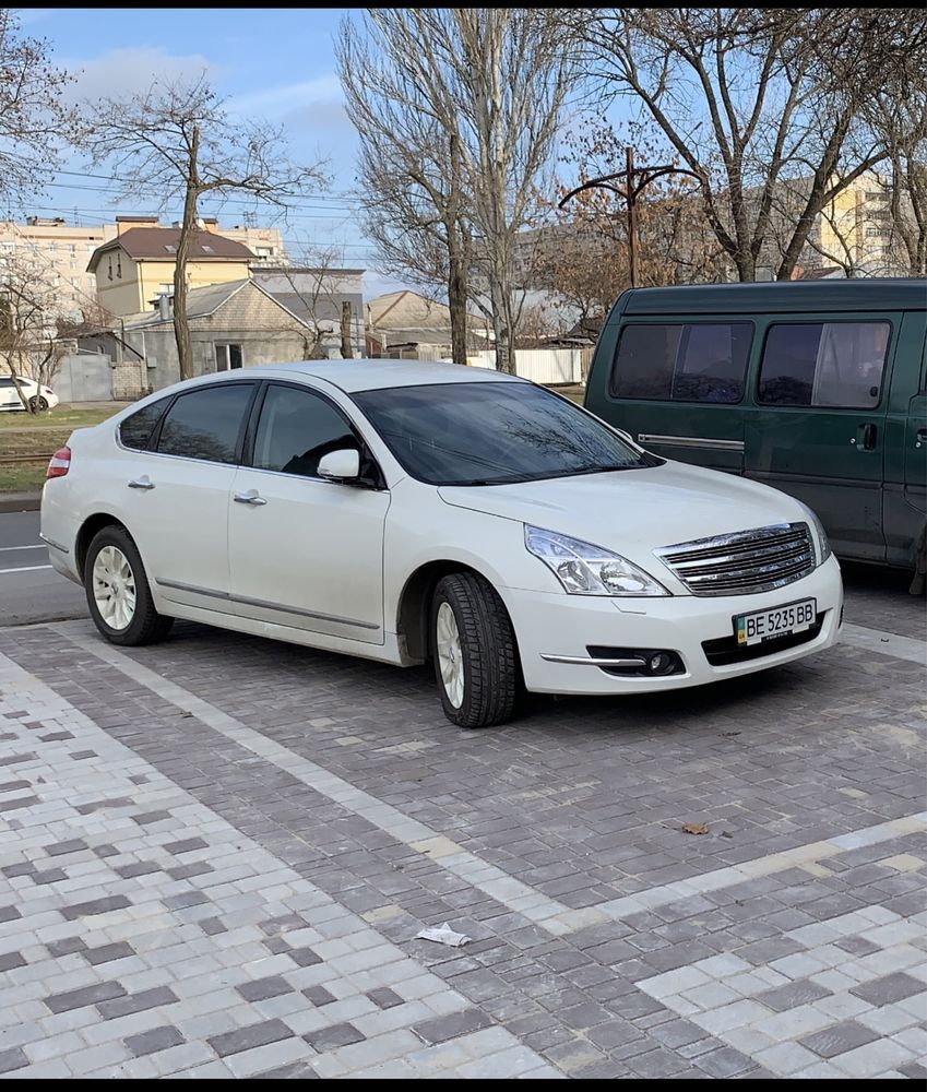 Автомобиль Nissan  Teana бизнес класса 2012 , 26 000 км пробег