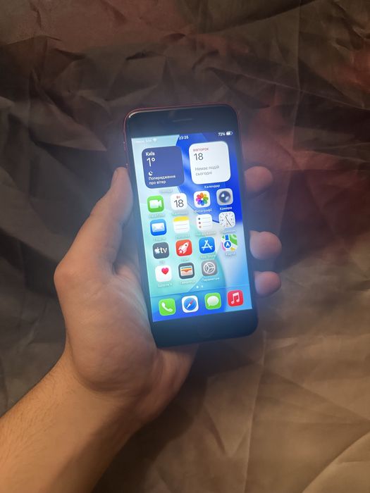 Продам iPhone se 2020 64gb