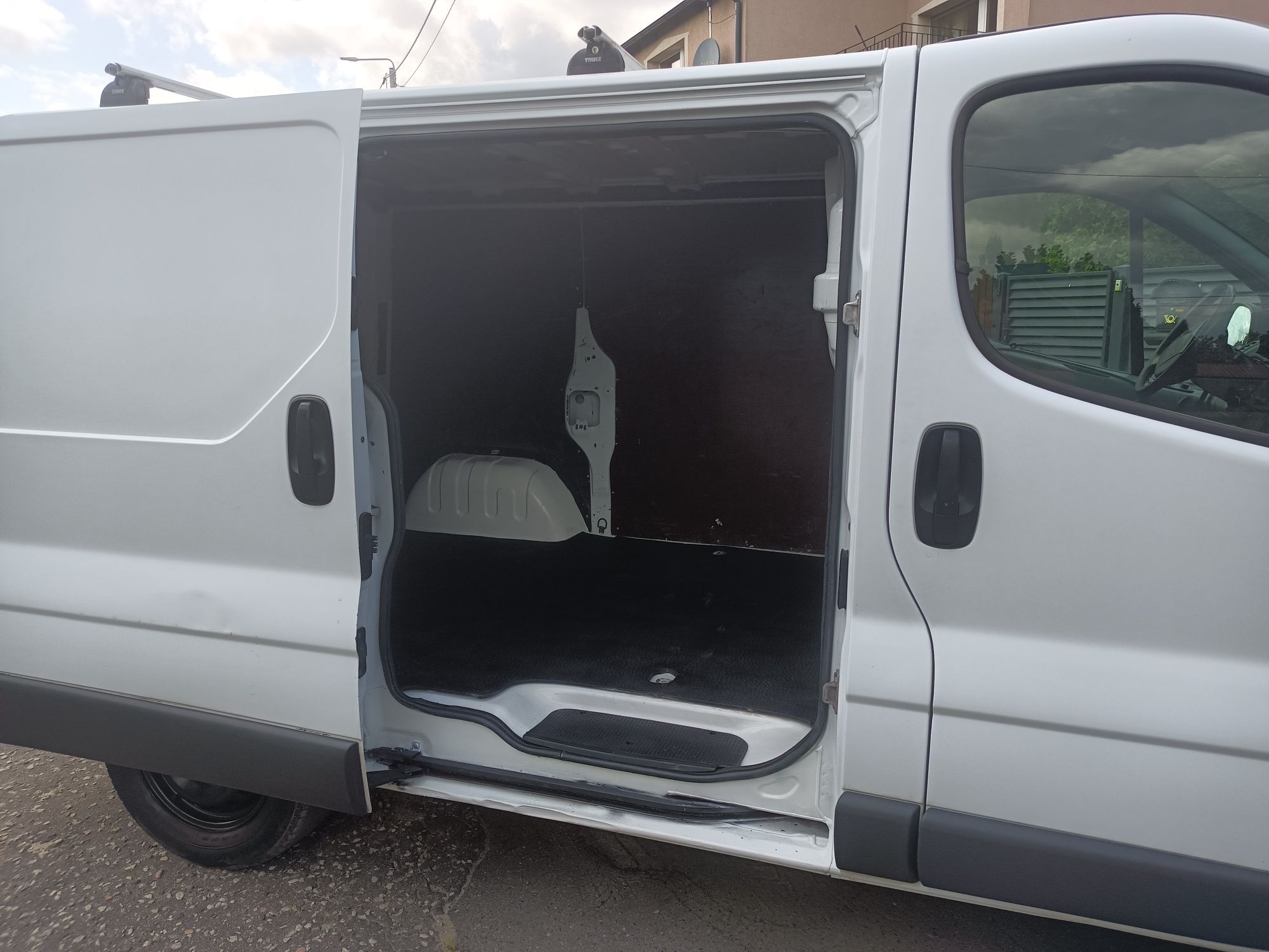 Renault Trafic 2,0 .,klima,ZAMiANA