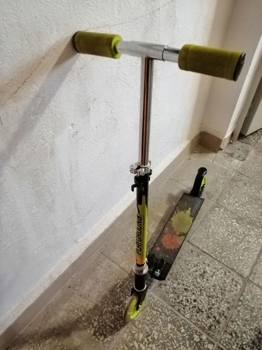 Hulajnoga dziecięca.