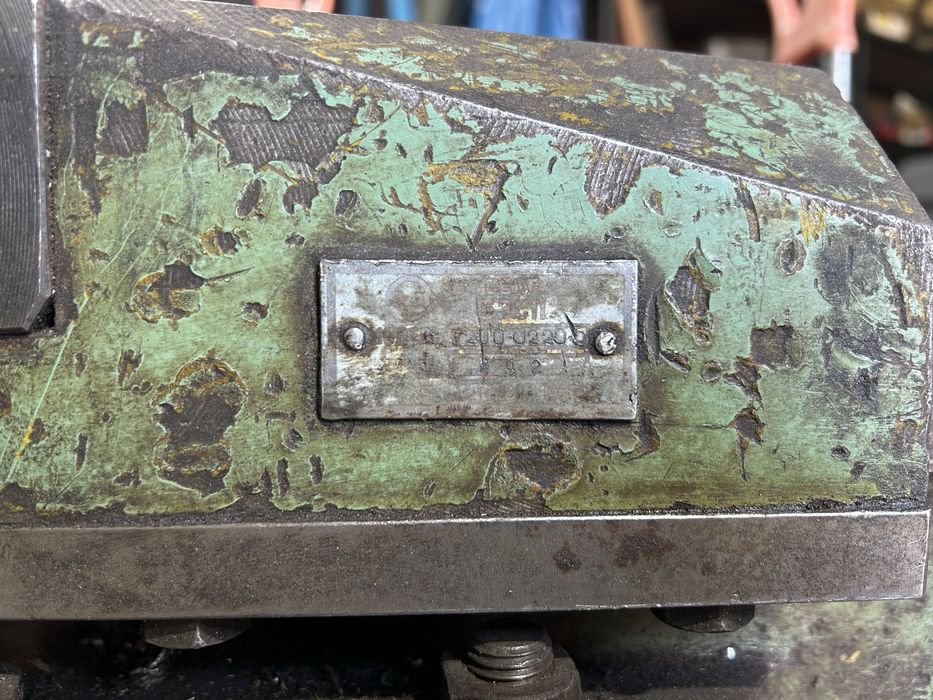 Imadło maszynowe 200mm