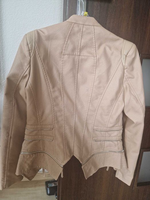 Kurtka  damska  ramoneska  beżowa  skora  ekologiczna nowa  M