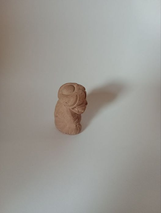 Нецкэ "Старик с бандурой" Глина.СССР.4,5 см.