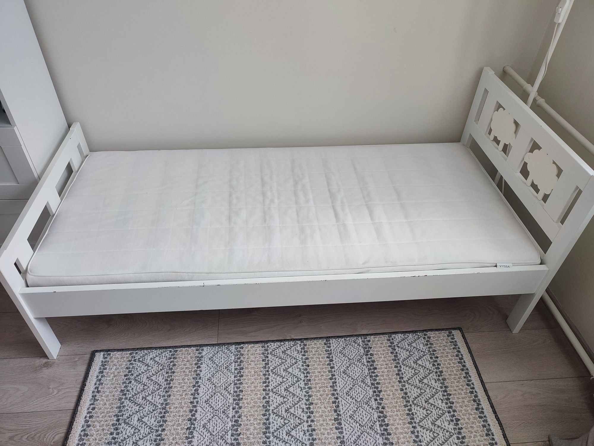 Łóżko dziecięce Ikea KRITTER
Rama łóżka z barierką, biały, 70x16