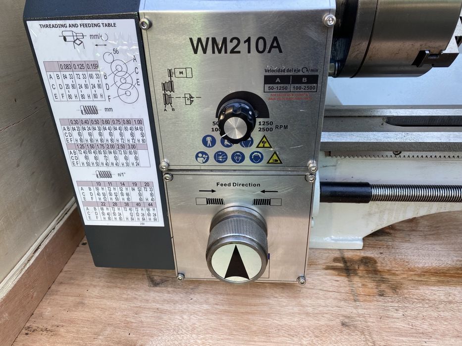 Токарный ARDOTECH WM210A*400, правая и левая резьбы.