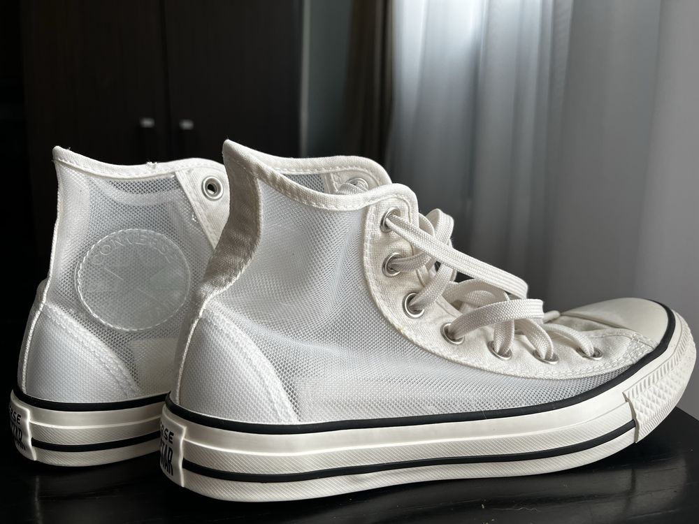 Converse białe letnie siatka 38r