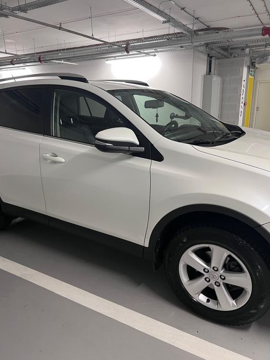 Продам автівку TOYOTA RAV 4