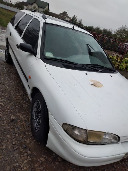 Форд Мондео 1994р 1,8 інжектор