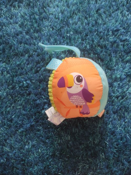 Bola chicco com guizo