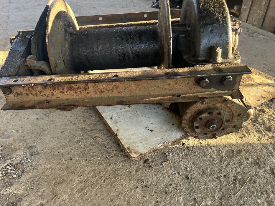 кпп коробка ком лебедки компресор зіл 130 роздатка 131