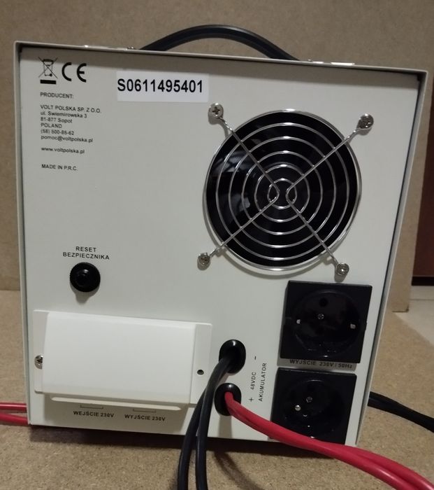 Zasilacz awaryjny UPS przetwornica napięcia prostownik stabilizator