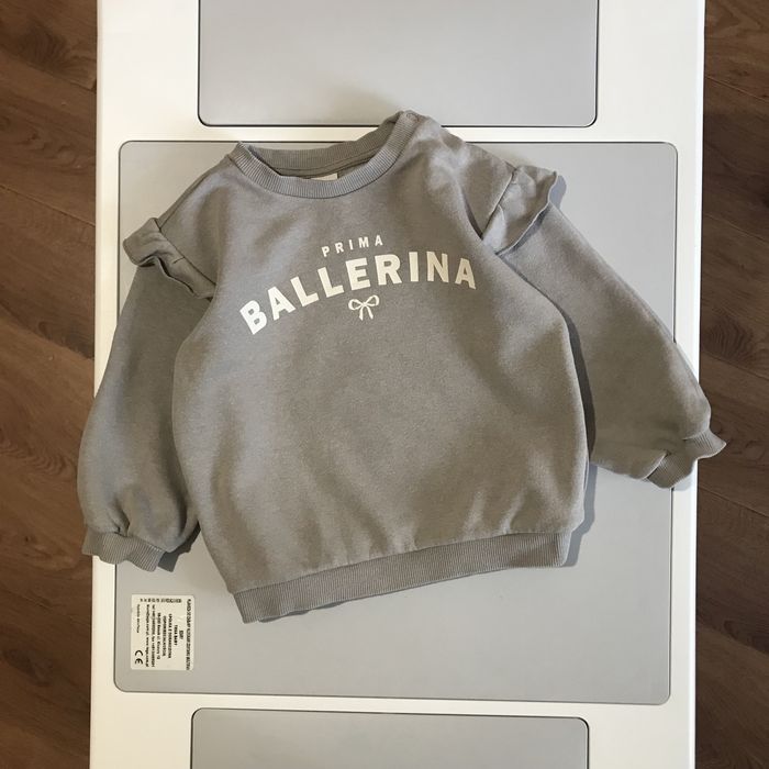 Класний стильний якісний світшот теплий H&M 12-18 м