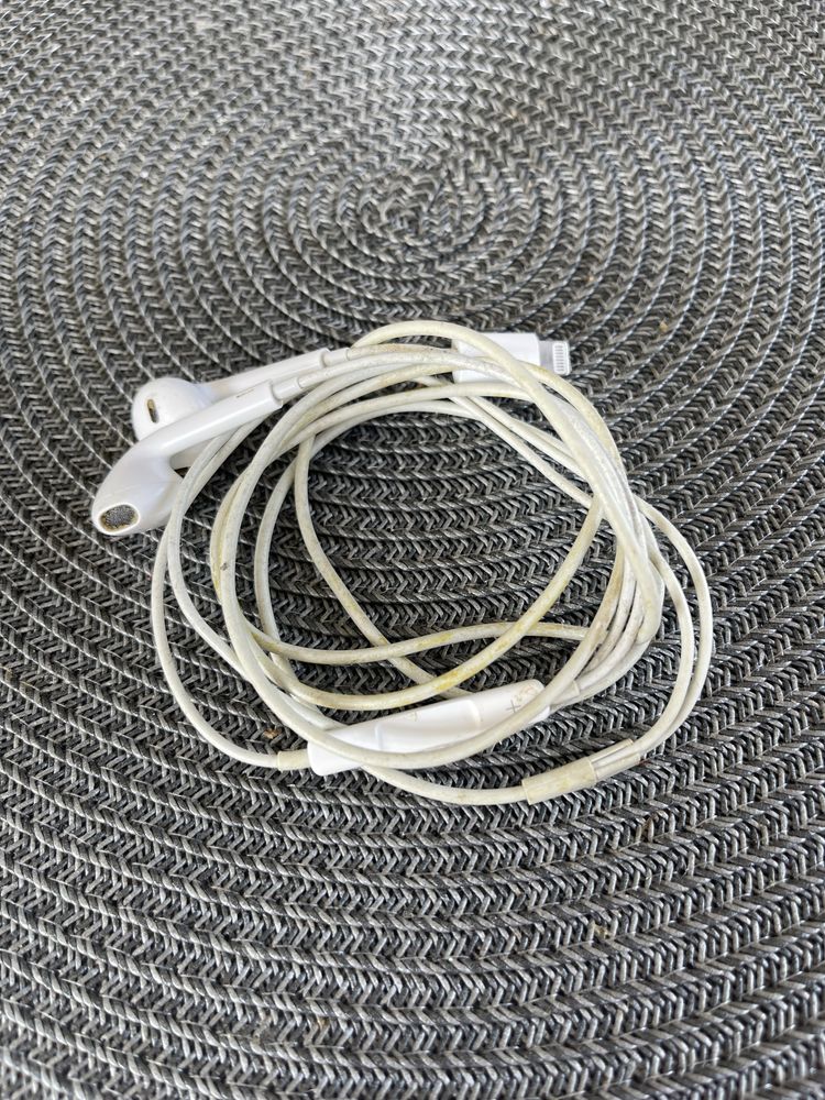 Навушники EarPods Apple дротові