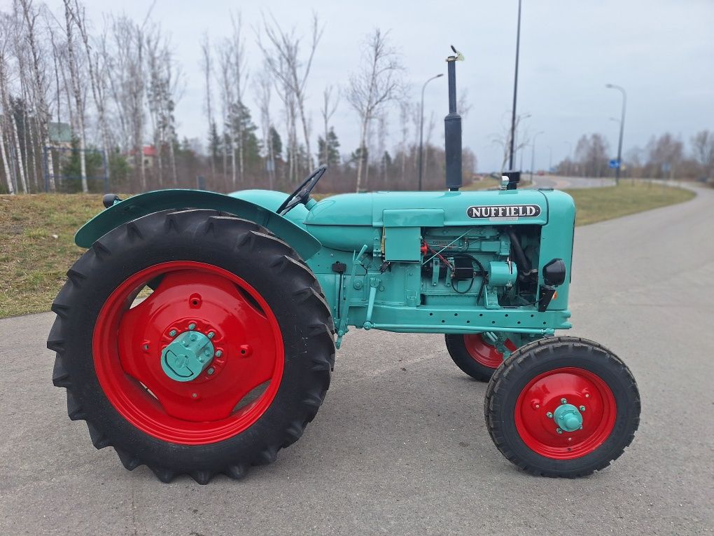Nuffield Universal DM4 1949r zabytek zarejestrowany na żółte