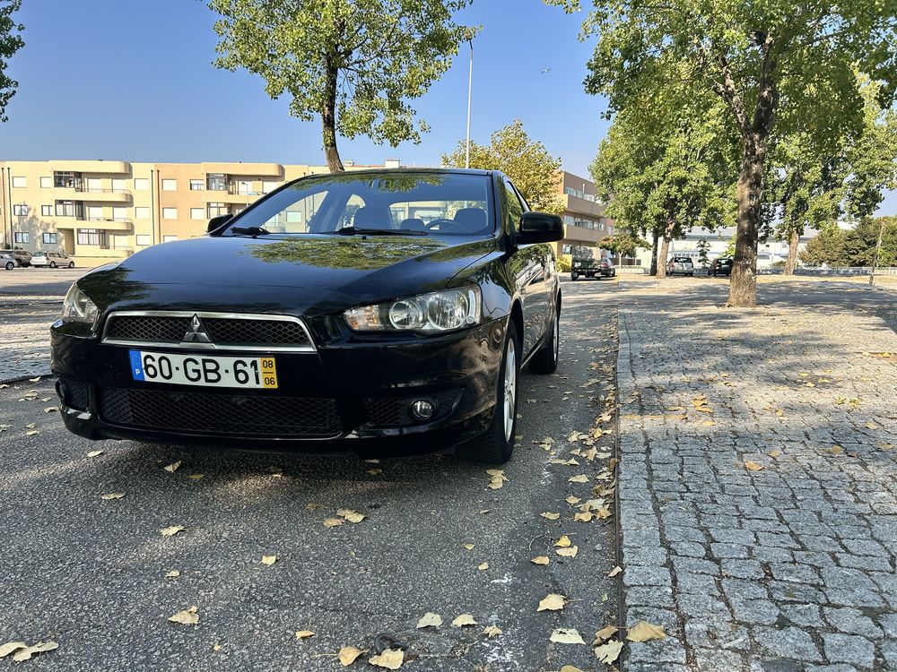 Mitsubishi Lancer 1.5i invite