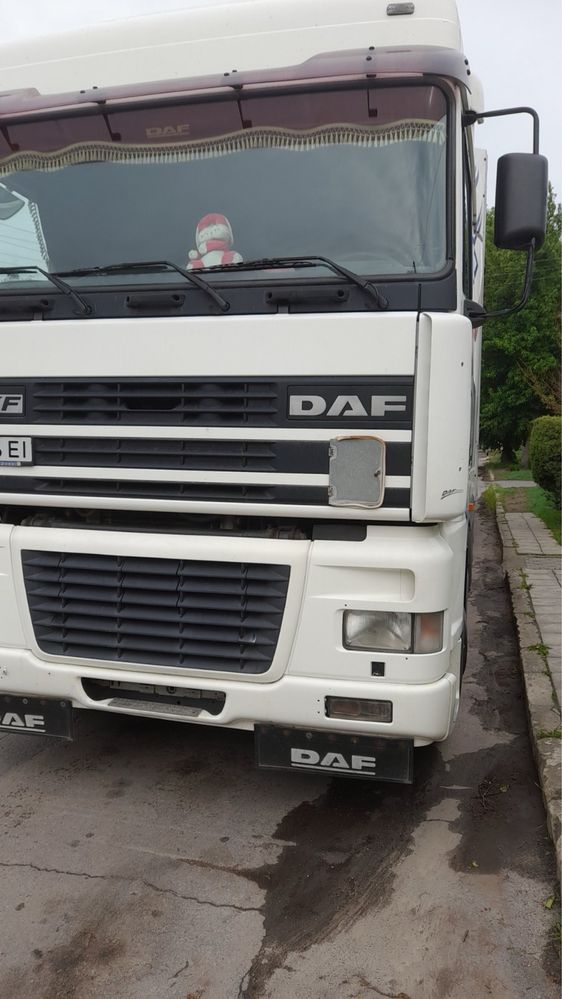 Продам DAF XF95 2001 року з прицепом