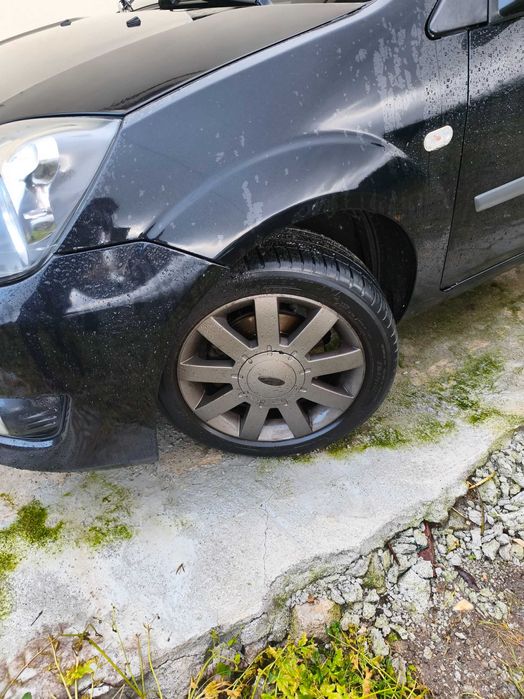 Vendo carro Ford Fiesta