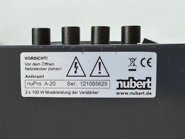 Monitory studyjne Nubert nuPro A-20